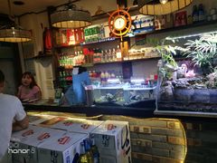-六福酒馆(秦隆步行街店)