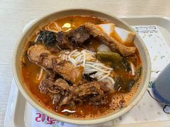 酸辣双拼米线-南記粉麵(灣仔謝斐道店)