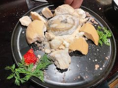 盐焗鲍鱼-滋粥楼·顺德菜海鲜茶点(方舟店)