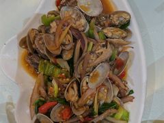 -覃记海鲜美食餐厅