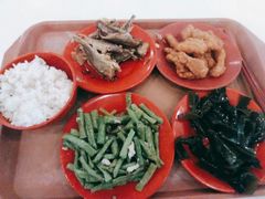 -上海理工大学出版印刷高等专科学院-学生食堂