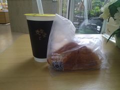 -爱达乐面包生日蛋糕(温江新尚天地店)