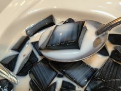 -梧州双钱龟苓膏(丽港航母店)