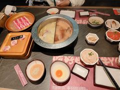 -牛YO寿喜烧·铁板烧和牛火锅自助(市府恒隆店)