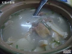 混饨老鸭煲-老品芳