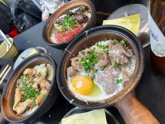 牛肉煲仔饭加蛋-兴记菜馆