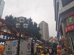 -八一好吃街·高品美食广场