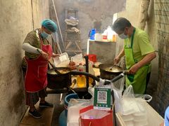 -老婆婆炒饭(小白楼1902欧式风情街店)