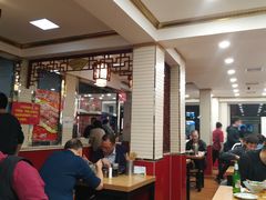 大堂-门框胡同百年卤煮(新街口店)