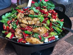 干锅肥肠-宋庄魁元艺术餐厅