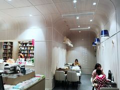 -钟书阁(群光广场店)