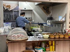 -云阿蛮云南生烫牛肉米线(奉贤路店)