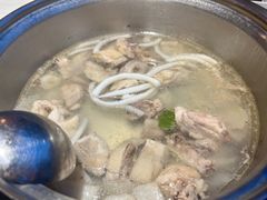 -喃喃椰·糟粕醋·椰子鸡火锅(七堡花园店)