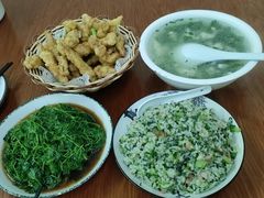 -胡子饮食店