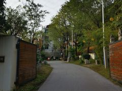 -悟空山宿陨石私汤温泉酒店(神舟大道地铁站店)