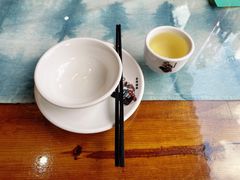 餐具摆设-尽善百年古院餐厅(王家老宅店)
