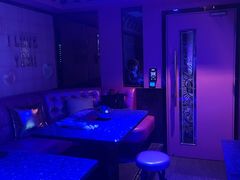 -好乐迪(张扬路八佰伴店)
