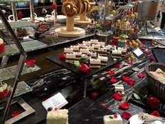 -紫玥铂尔曼酒店零点餐厅
