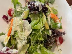 牛油果鲜虾沙拉-UPPER KITCHEN(延安路店)