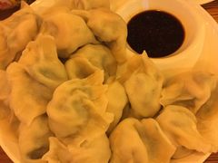 -闯关东东北农家菜(崂山石老人店)