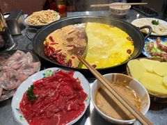 -朱光玉火锅馆(正弘城店)