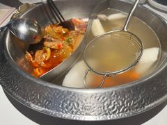 -左庭右院鲜牛肉火锅(金山万达店)