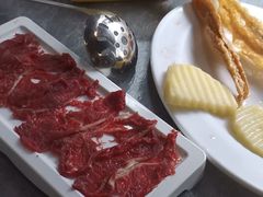 -罗二娘·鲜切牛自助火锅(罗湖东门步行街店)