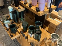 -星巴克臻选(威海威高广场店)