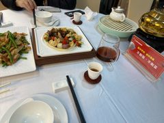 -鹿鸣酒家(越秀店)