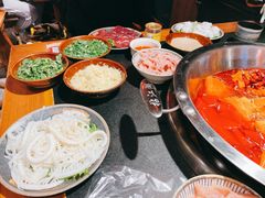 -王婆乔鲜鱼自助火锅(蜀汉路店)