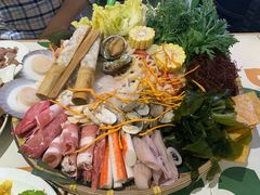 -越弥越南传统美食馆