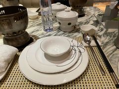 -雍和会海鲜姿造自助(湖东路店)