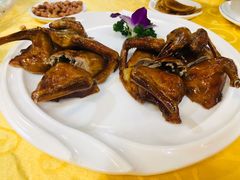 红烧乳鸽-新高记·粤菜·湛江鸡(南头古城店)