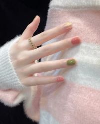 -赢韵美甲美睫瑞士净斑中心