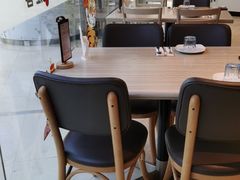 大堂-必胜客(兴华中路PH店)