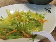 -半亩良田排骨米饭(西城红场店)