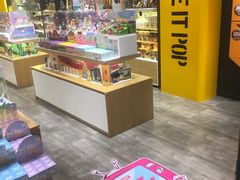 -泡泡玛特POPMART(杭州乐堤港店)