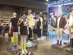 -NIKE品牌体验店(南京东路店)