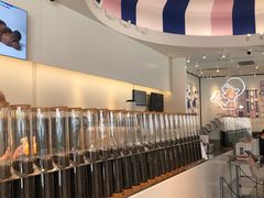 -喜茶(迪士尼小镇DP店)