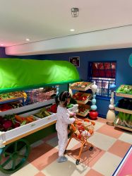 -奈尔宝·儿童乐园·亲子餐厅(华采天地店)