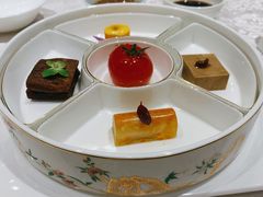五福临门拼-新光酒家·河豚·海鲜·蟹料理(浦东店)