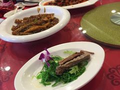 -山明水秀大饭店