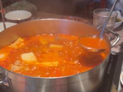 -尚尚仙·酸汤猪手·猪肚鸡火锅(华联万柳购物中心店)