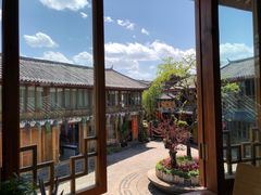 -猫的天空之城概念书店(丽江古城饮玉巷店)