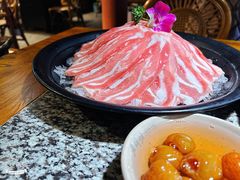 -老牌坊云南鱼豆花火锅(哈西万达店)
