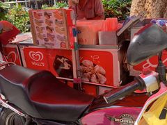 -詹爷爷乌节路街头冰淇淋