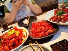 -沪小胖·小龙虾·蓝龙王(八佰伴店)