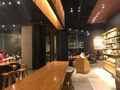 大堂-星巴克臻选(深圳罗湖万象城店)