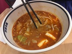 -阿香米线(凯德广场.1818店)