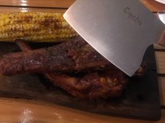 美式烟熏烧烤猪肋排配烤玉米-Cyclus Craft Kitchen薩克思手工厨房